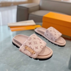 Louis Vuitton Slippers